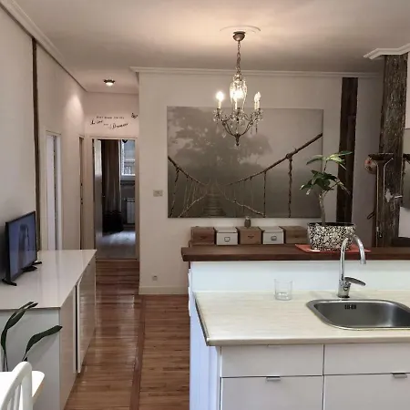 Piso Corazon Donostia Apartment *